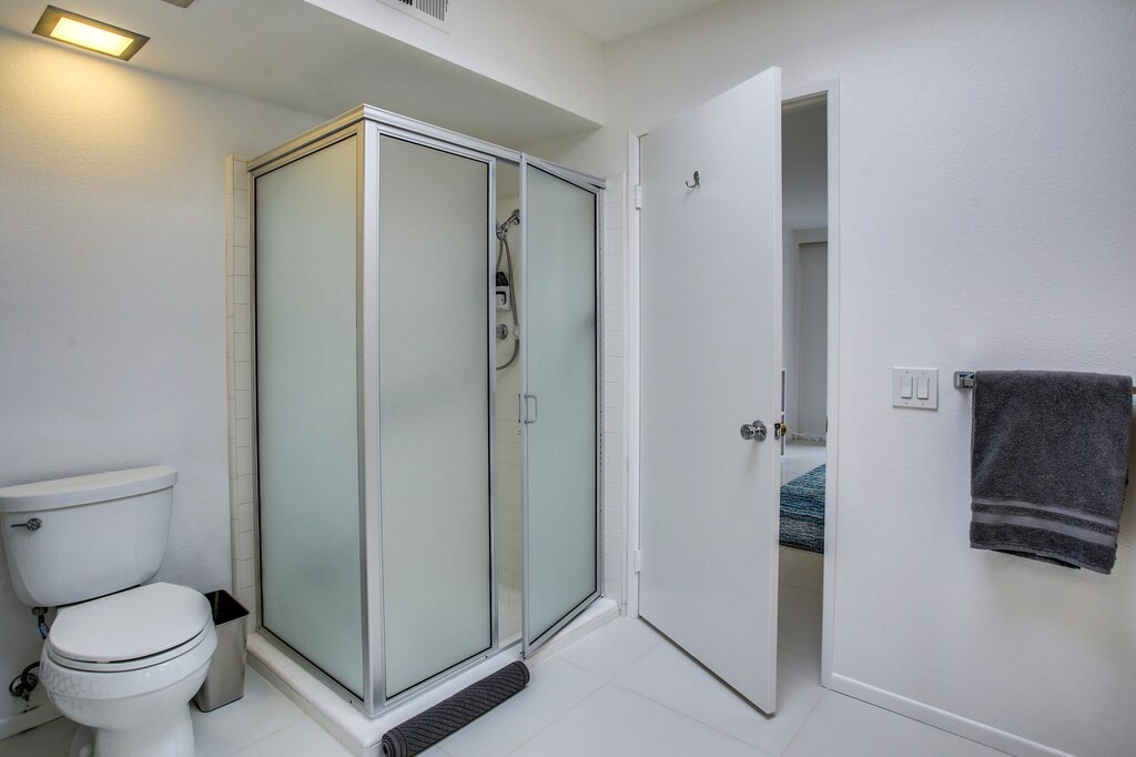 Photo of Bathroom in Sunrise Villas