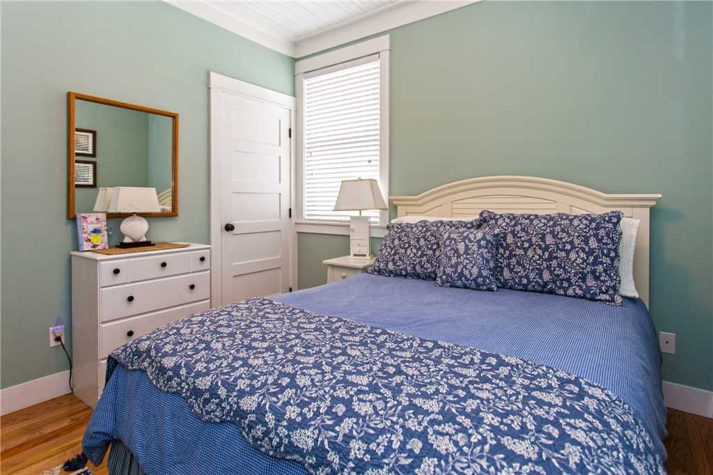 Photo of Bedroom in Seabrook