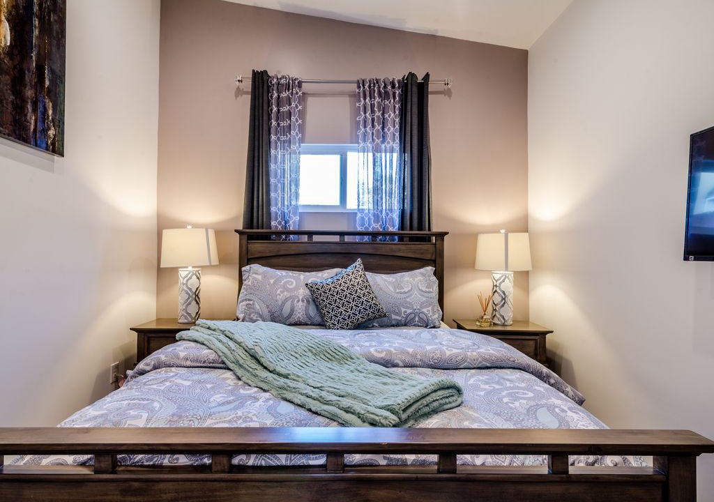 Photo of Bedroom in Pico - Robertson