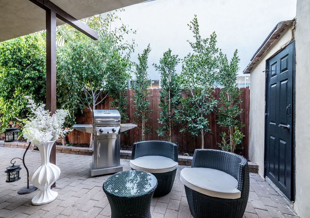 Photo of Patio Balcony in Pico - Robertson