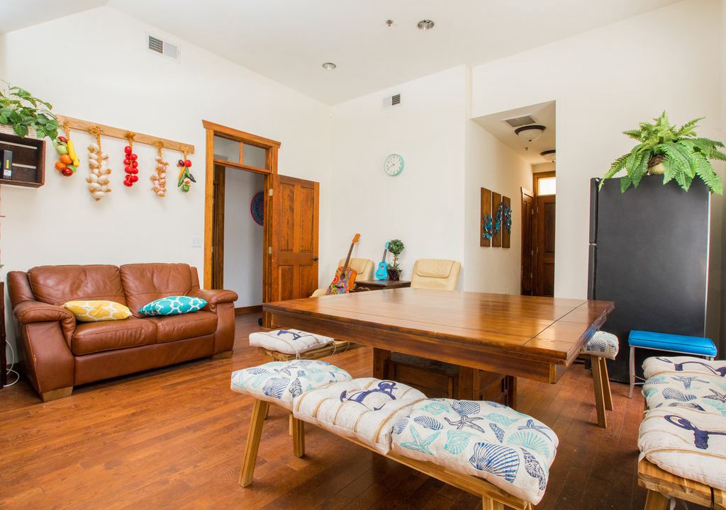 Photo of Livingroom in Downtown San Diego
