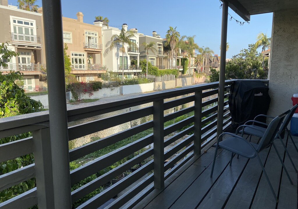 Photo of Patio Balcony in Marina Peninsula