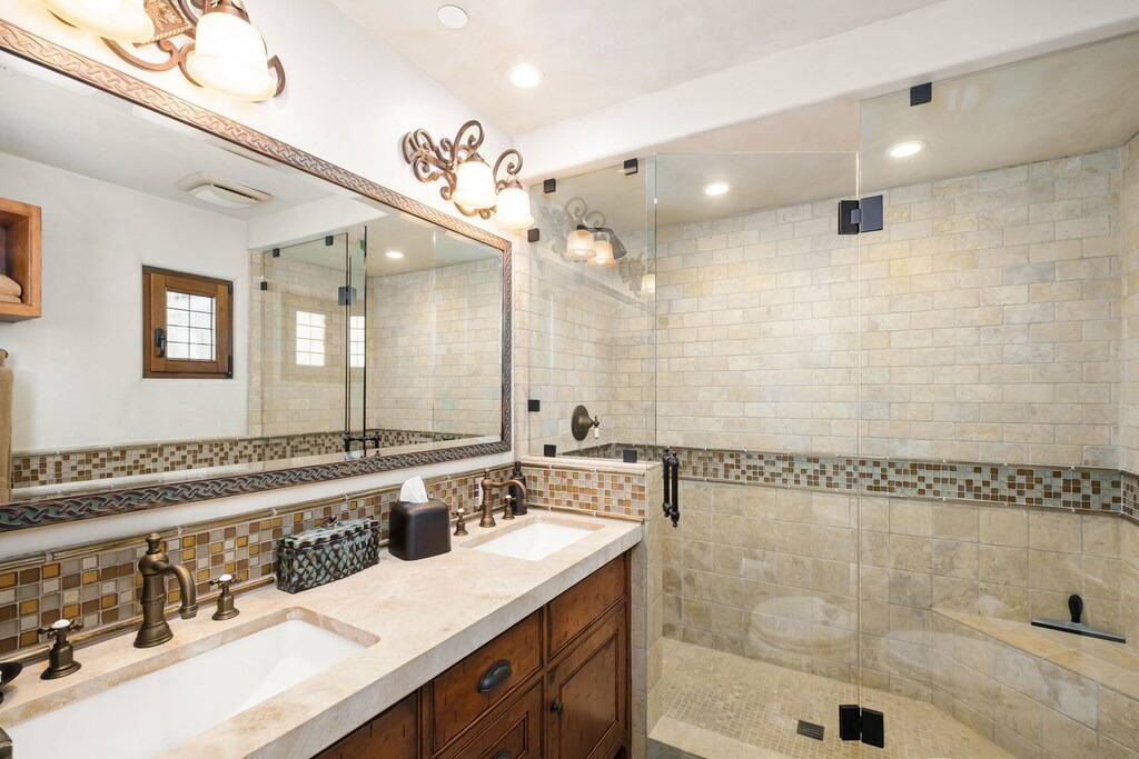 Photo of Kitchen in Covenant