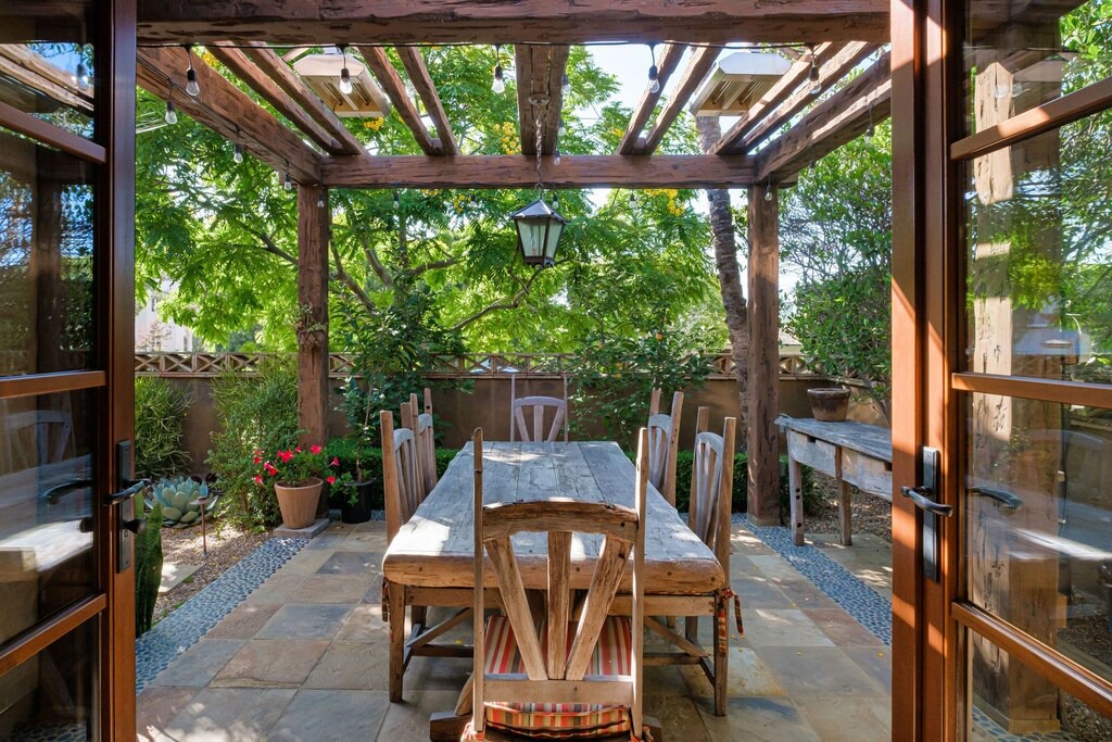 Photo of Patio Balcony in Covenant