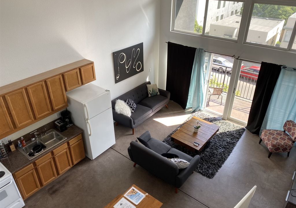 Photo of Livingroom in Downtown San Diego