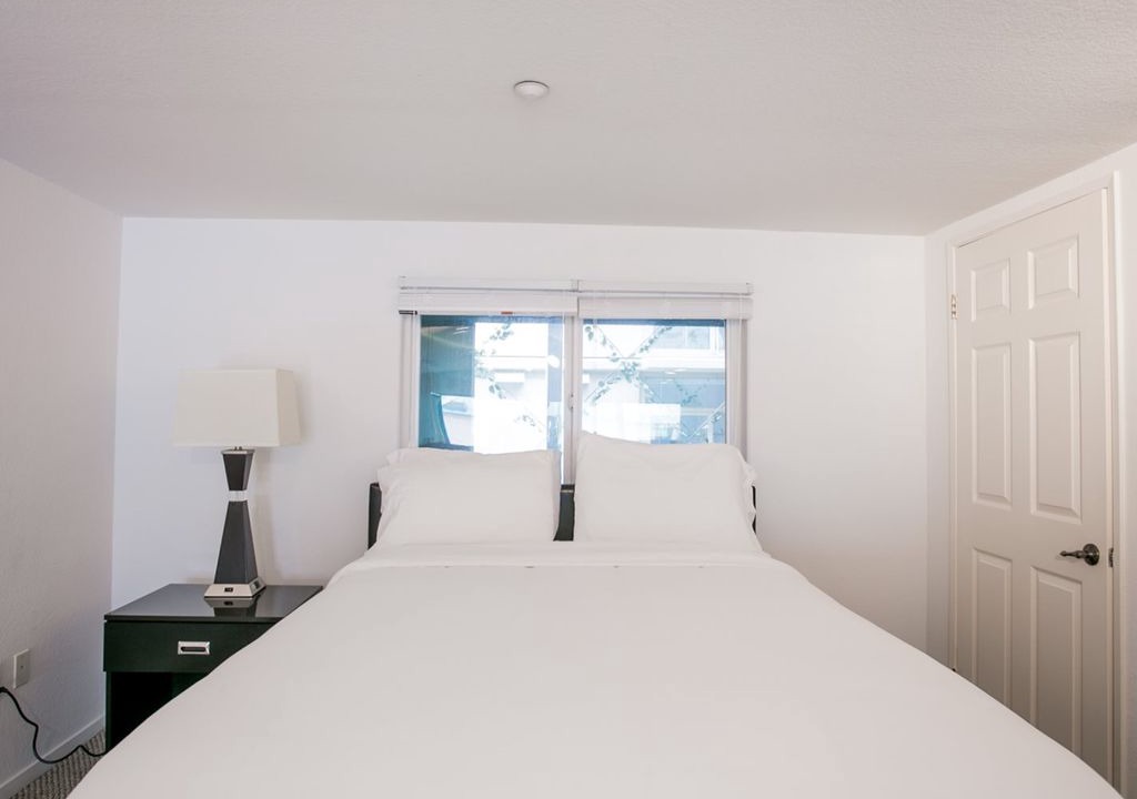 Photo of Bedroom in Downtown San Diego