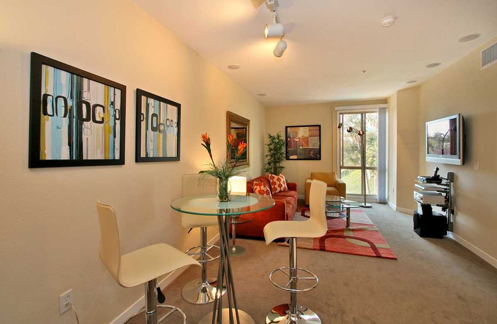 Photo of Livingroom in Downtown San Diego