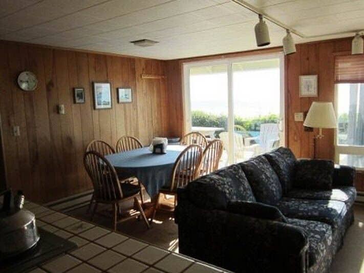 Photo of Livingroom in Edgewater Shores