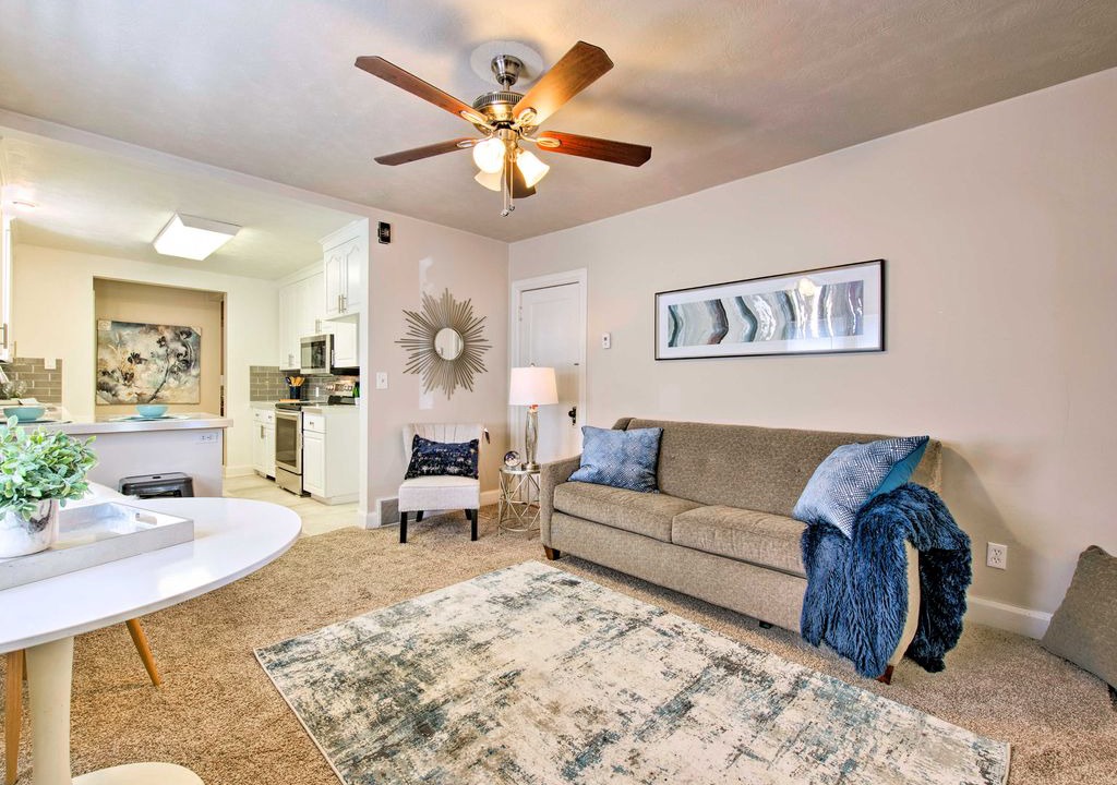 Photo of Livingroom in East Central