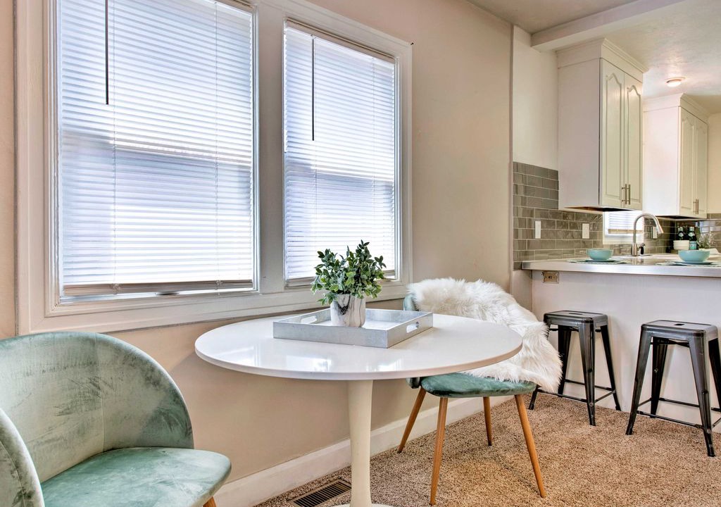 Photo of Livingroom in East Central