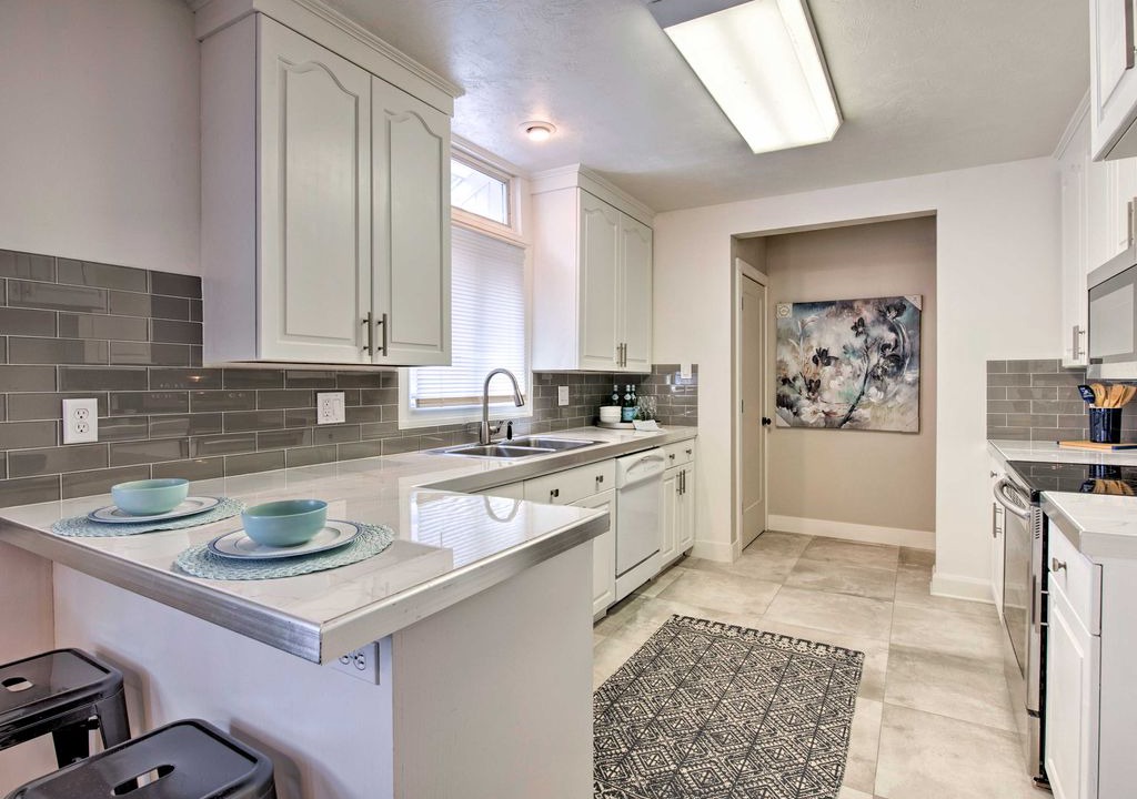 Photo of Kitchen in East Central