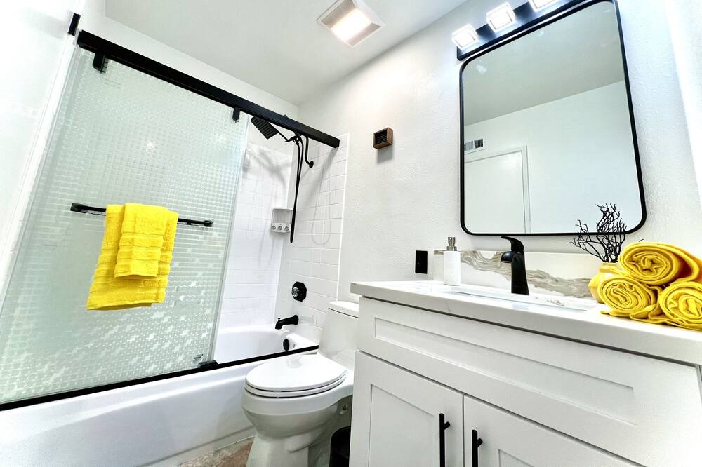 Photo of Bathroom in Chatsworth