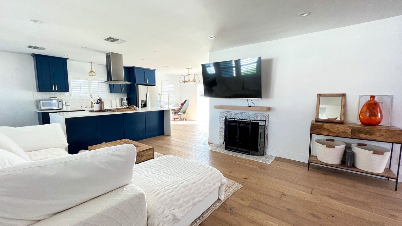 Photo of Livingroom in Lake Balboa