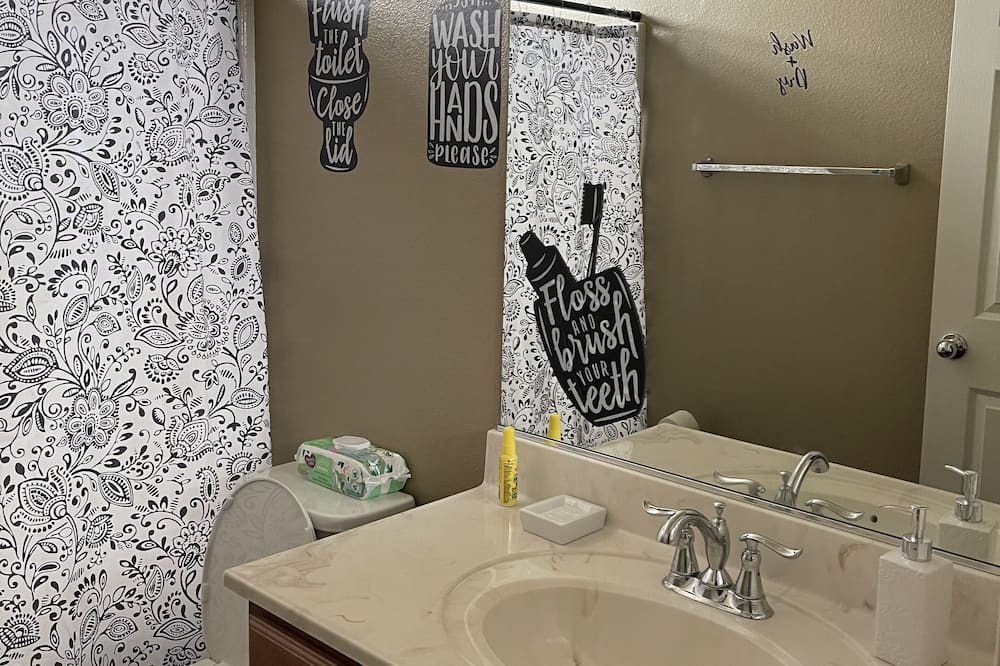 Photo of Bathroom in Pahrump