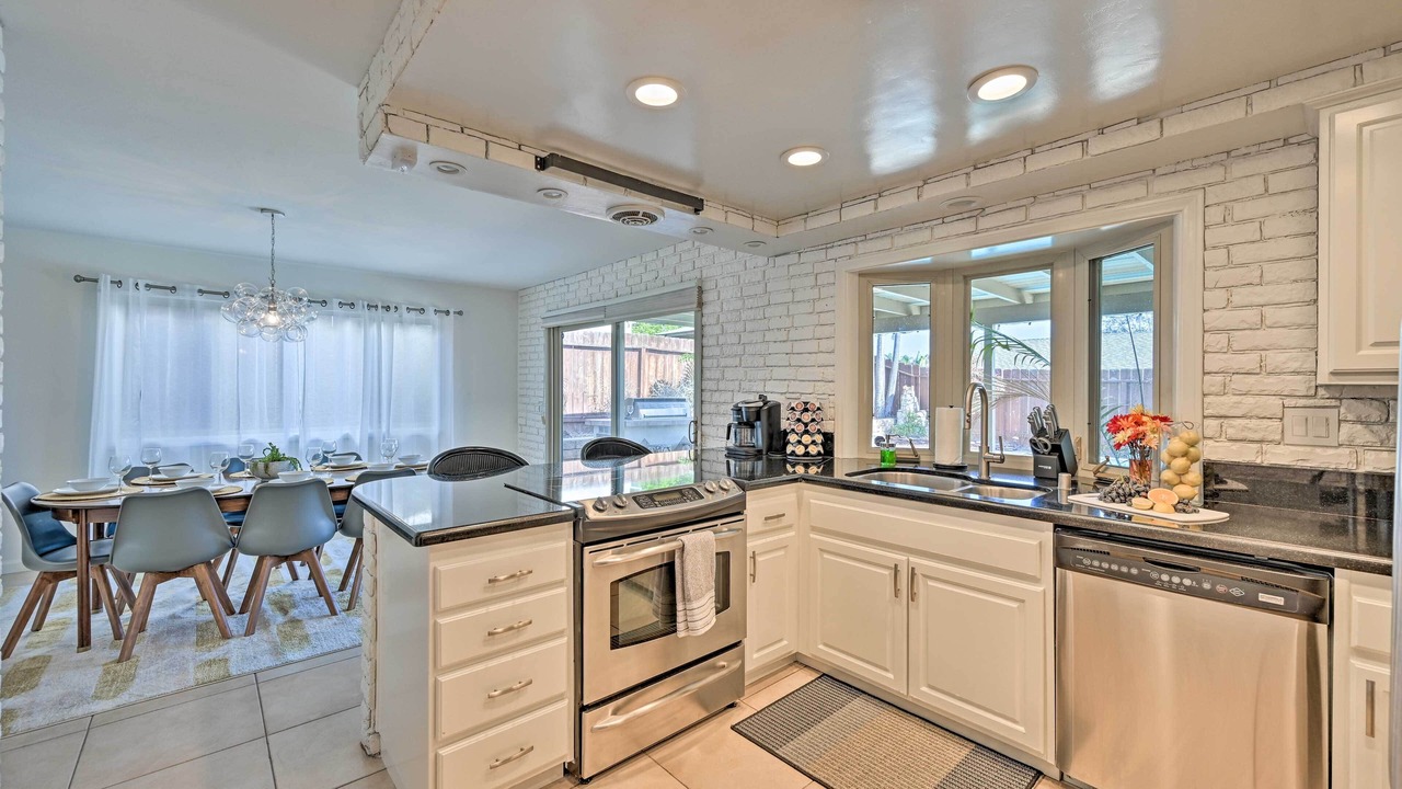 Photo of Kitchen in Lake