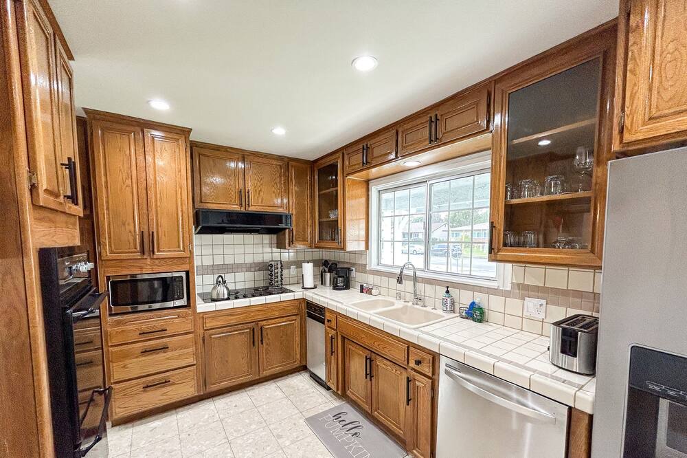Photo of Kitchen in Reseda