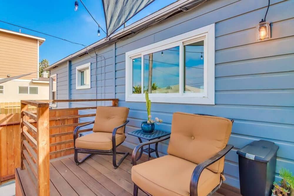 Photo of Bedroom in Bay Park