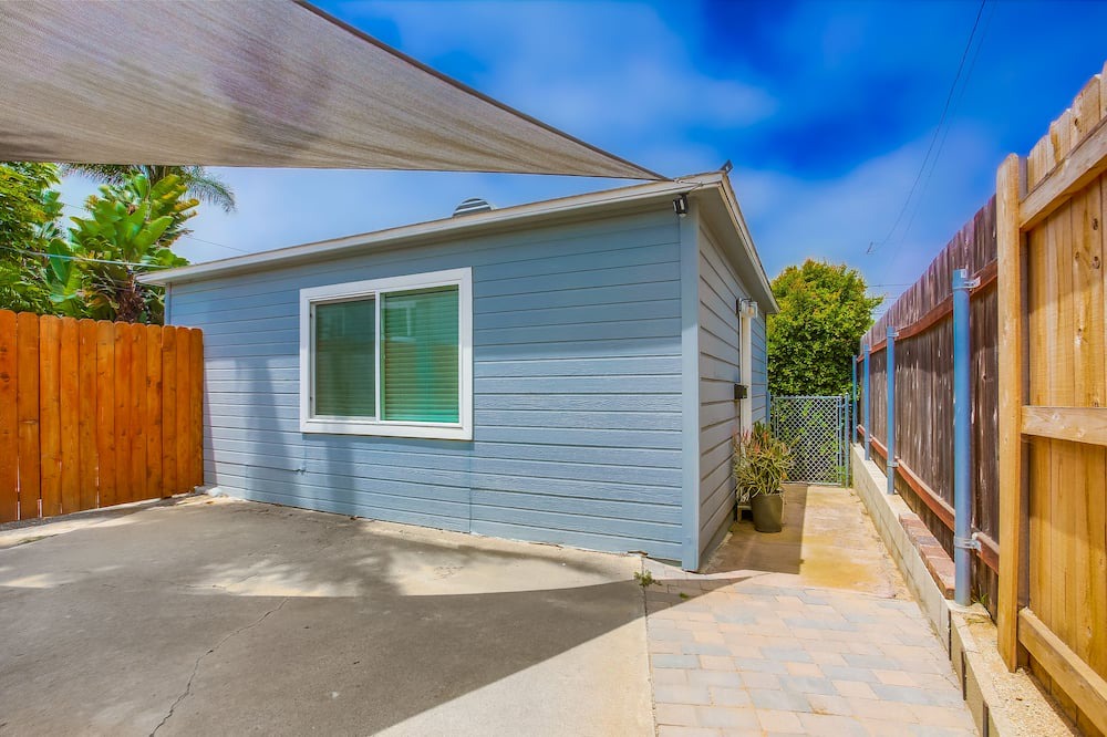 Photo of Bedroom in Bay Park