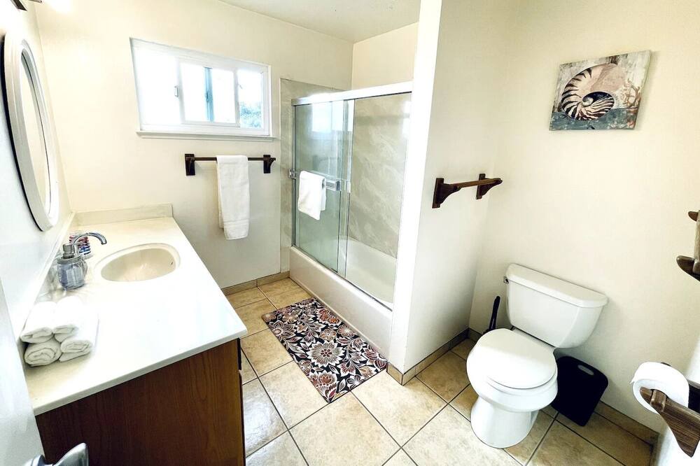 Photo of Bathroom in Hayward