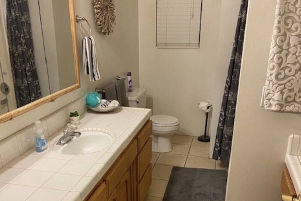 Photo of Bathroom in Wofford Heights