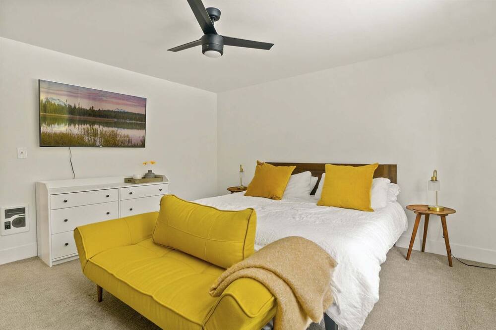 Photo of Bedroom in Three Rivers