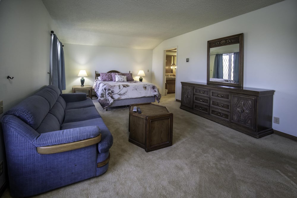 Photo of Bedroom in Bayshore