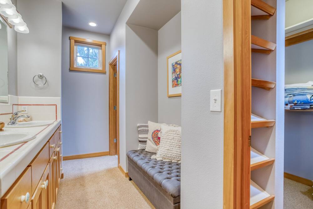 Photo of Bedroom in Kiwanda Shores