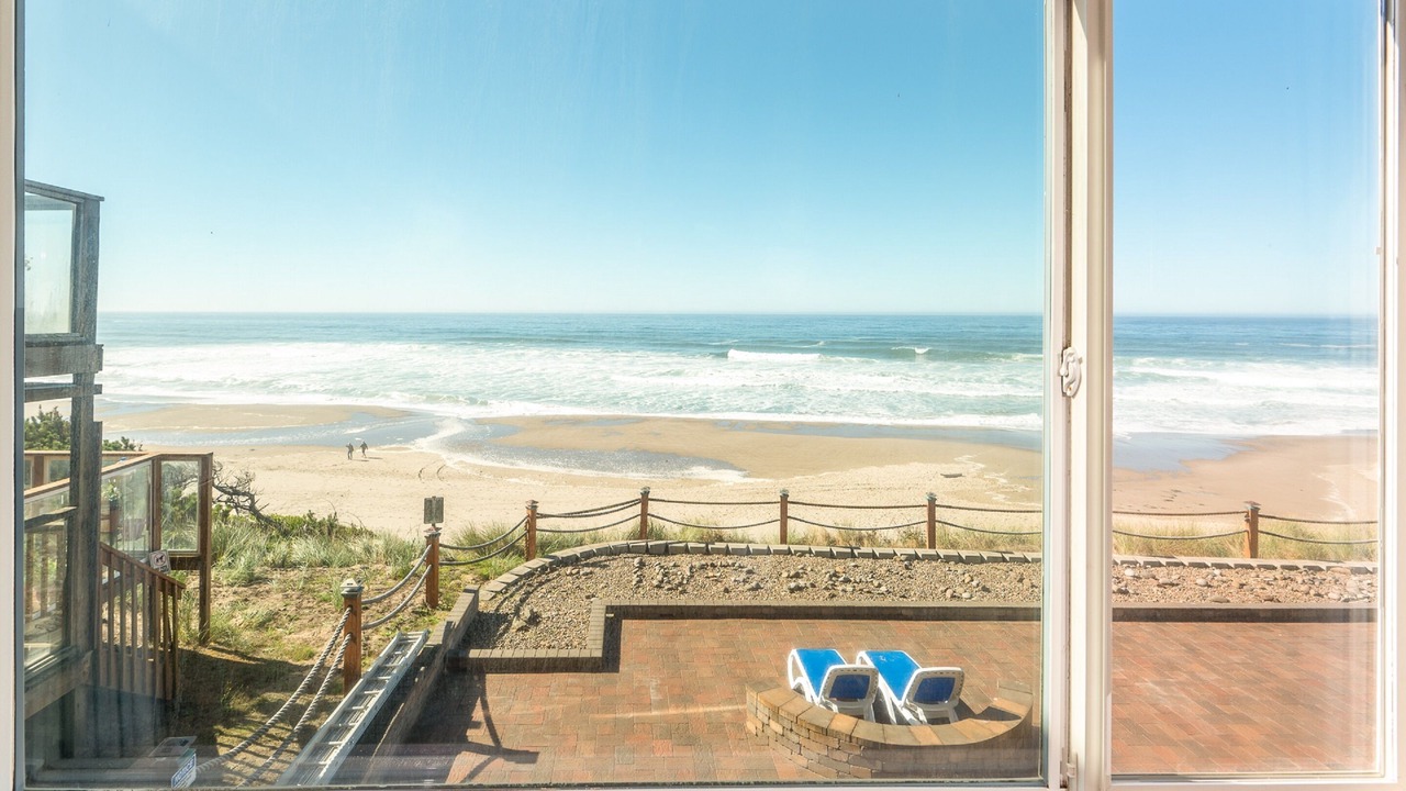 Photo of Others in Lincoln City
