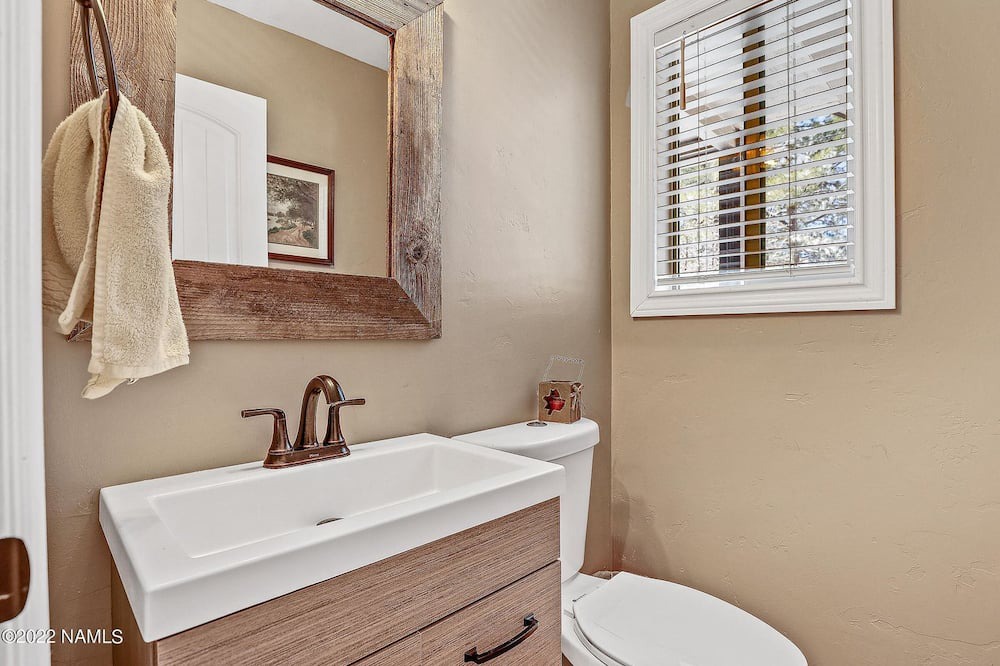 Photo of Bathroom in Munds Park