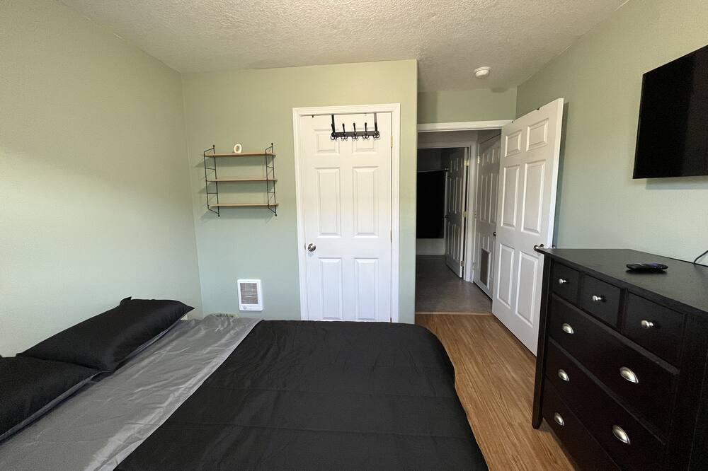 Photo of Bedroom in Tillamook