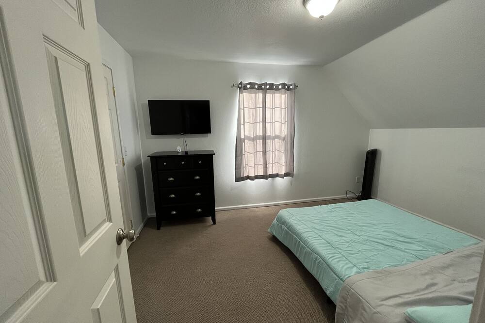 Photo of Bedroom in Tillamook