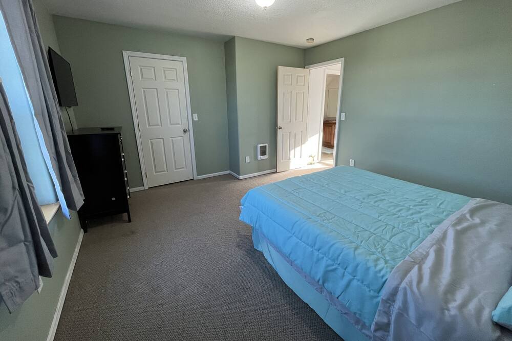 Photo of Bedroom in Tillamook