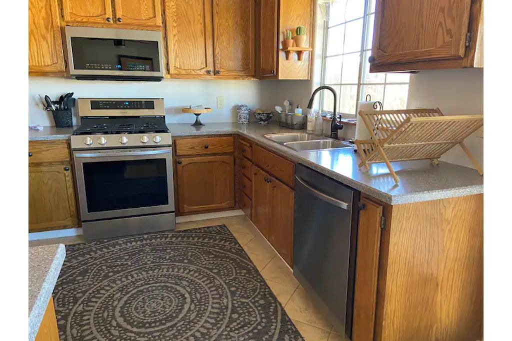 Photo of Kitchen in Ridgecrest