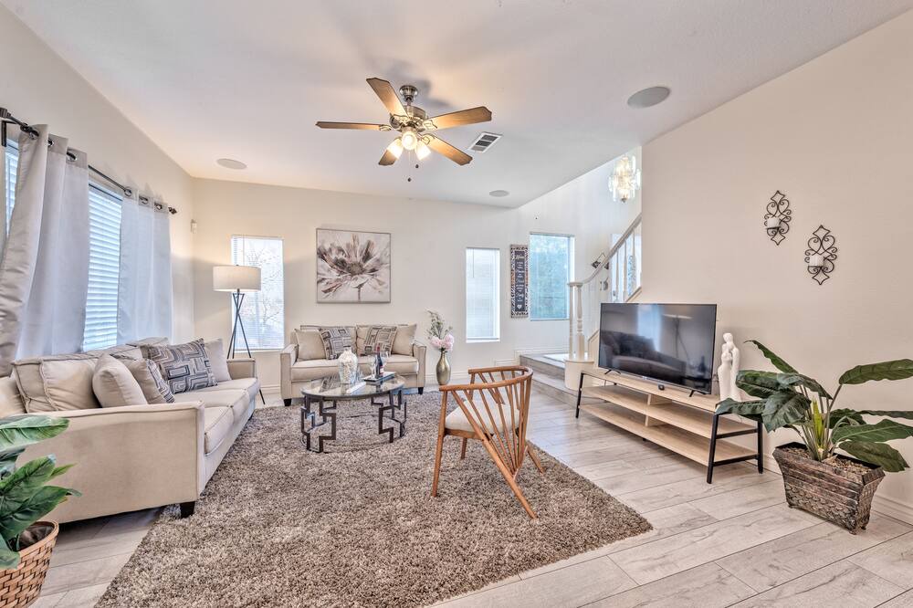 Photo of Bedroom in Spring Valley