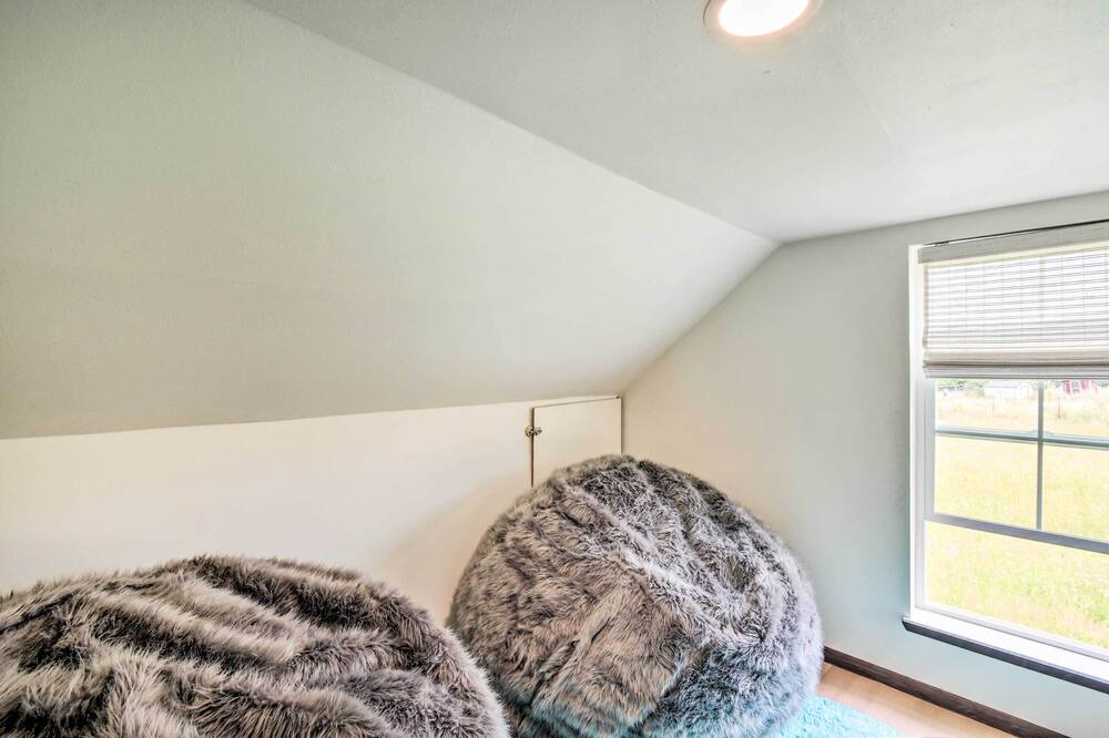 Photo of Bedroom in Raymond