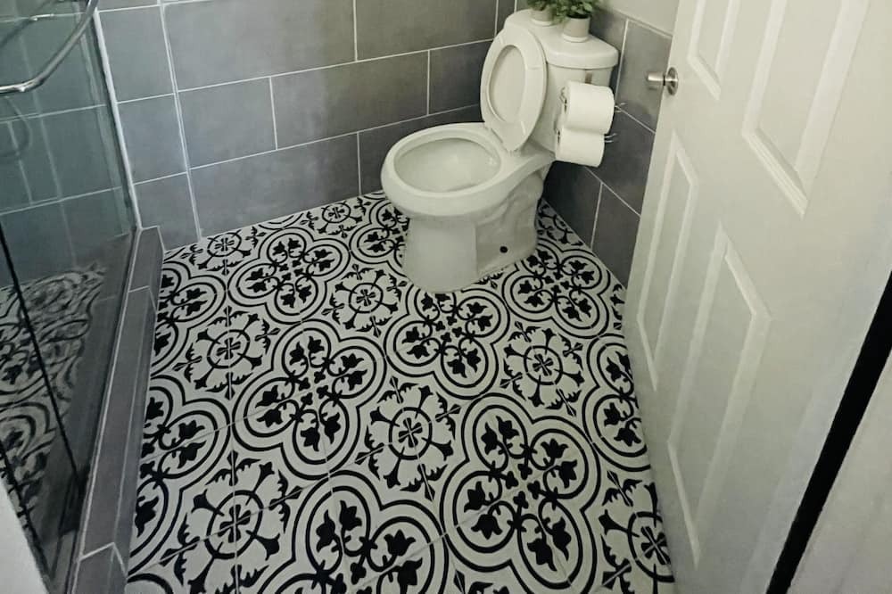 Photo of Bathroom in San Ysidro