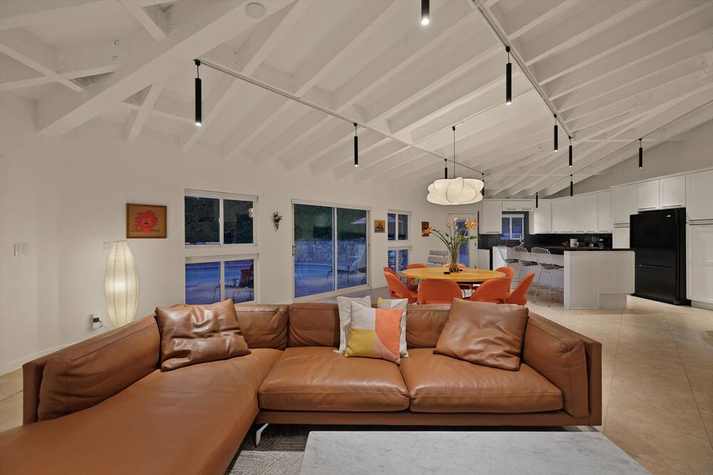 Photo of Livingroom in Sunrise Vista Chino