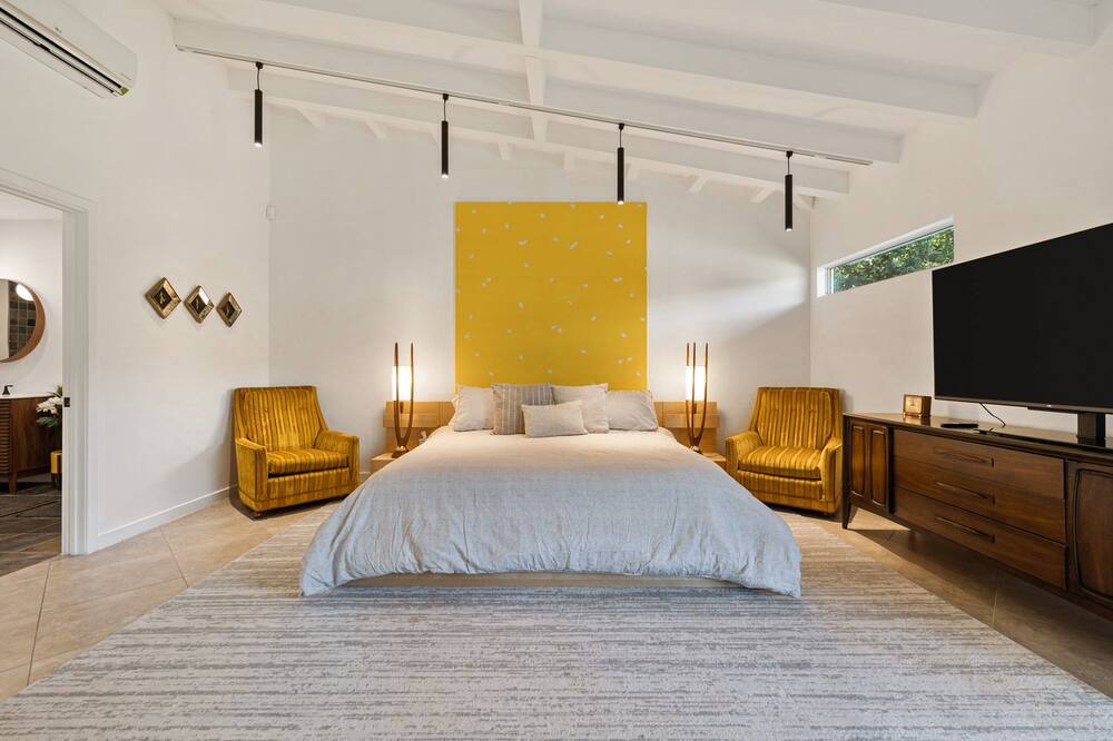 Photo of Bedroom in Sunrise Vista Chino