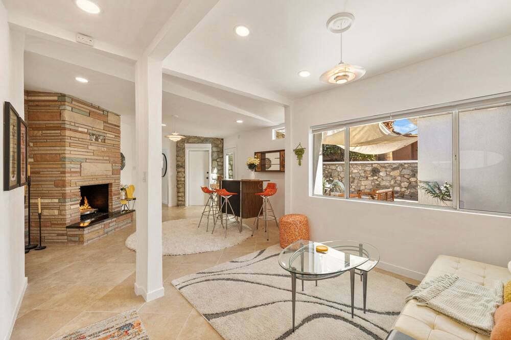 Photo of Livingroom in Sunrise Vista Chino