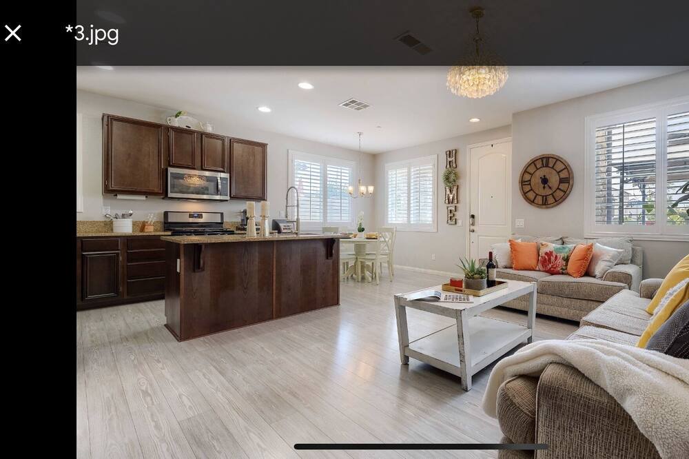 Photo of Livingroom in Otay Ranch
