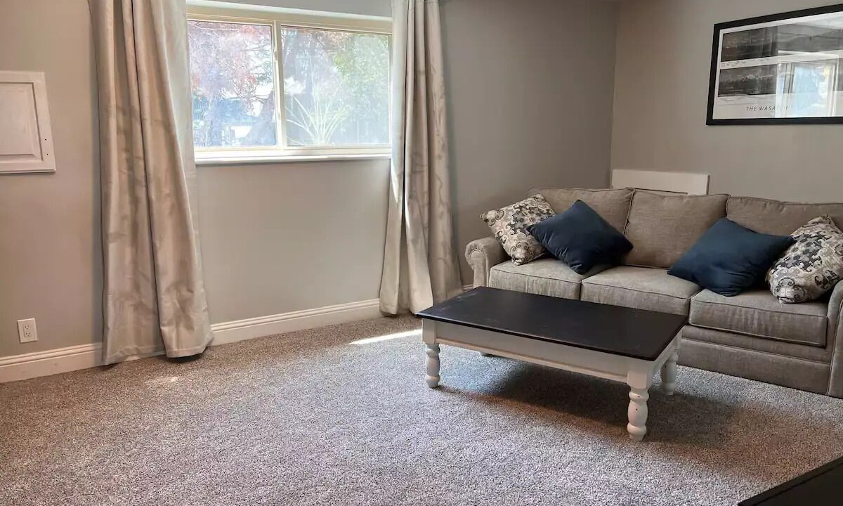 Photo of Livingroom in Farmington