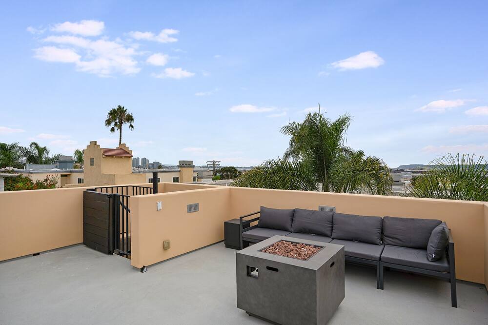 Photo of Outdoor in Mission Hills