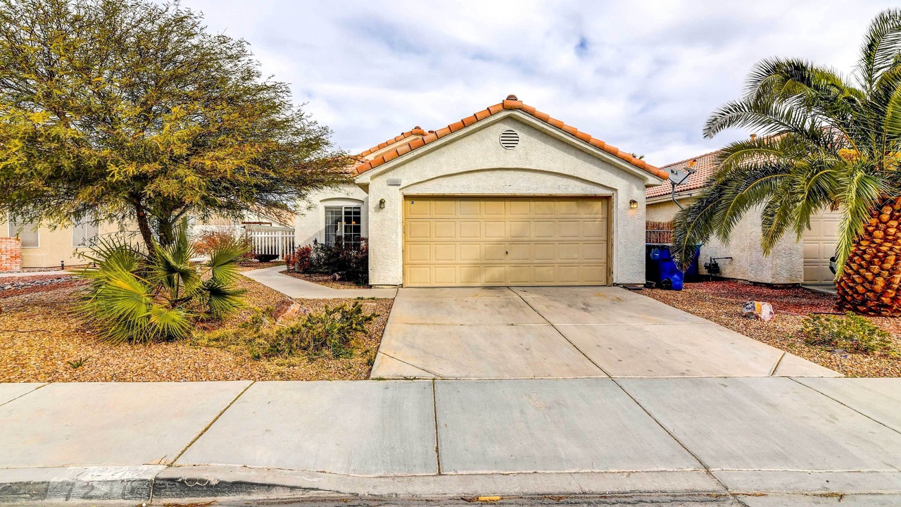 Photo of Outdoor in Centennial Hills
