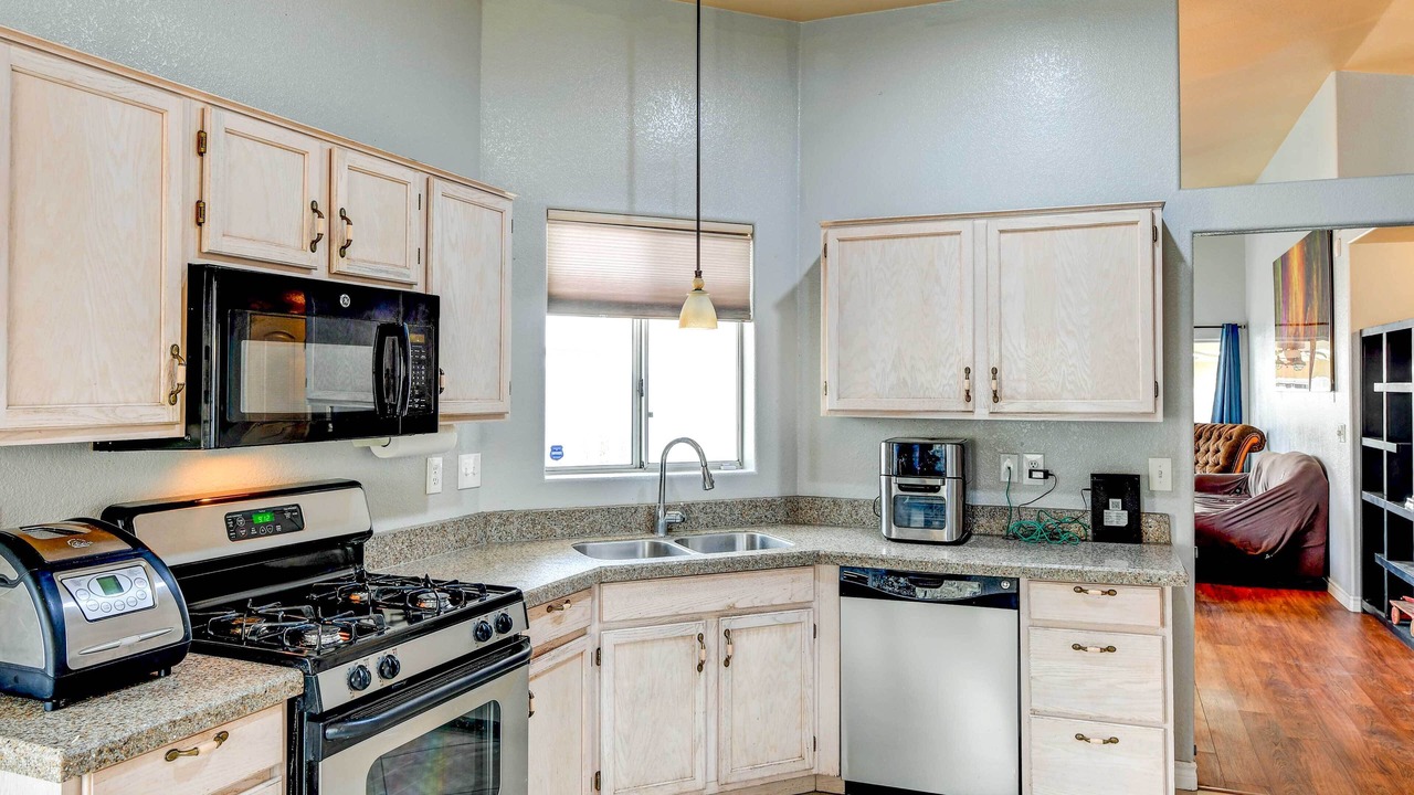 Photo of Kitchen in Centennial Hills