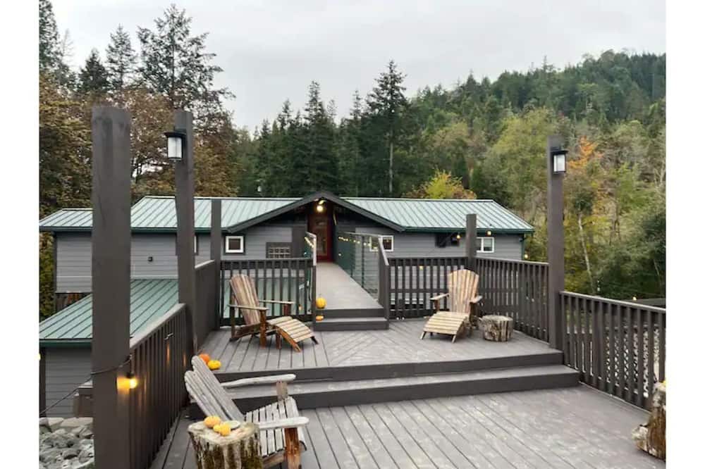 Photo of Outdoor in Days Creek