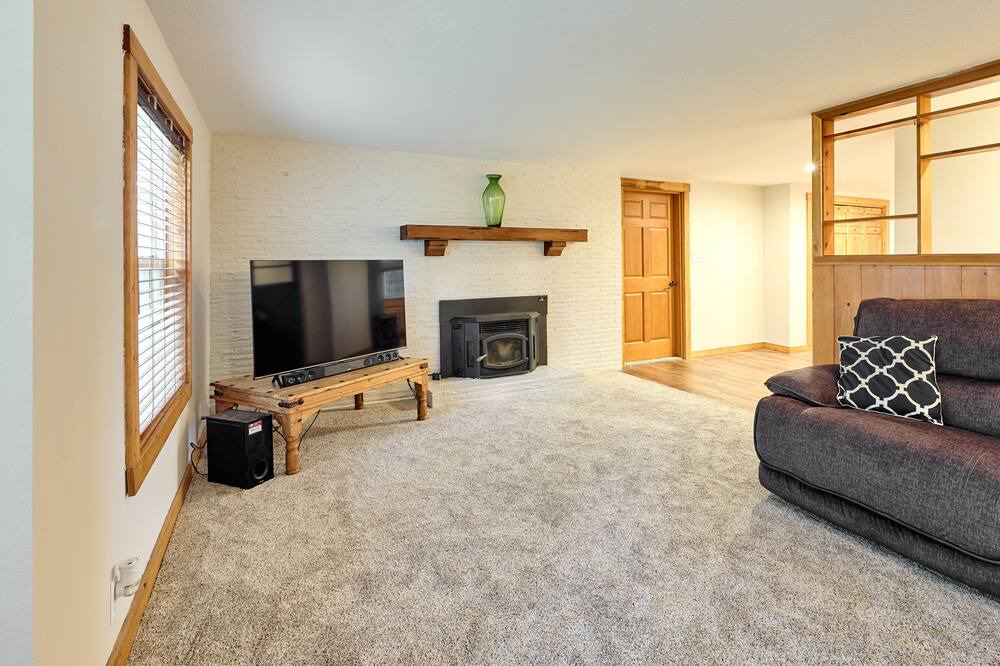 Photo of Livingroom in Salem