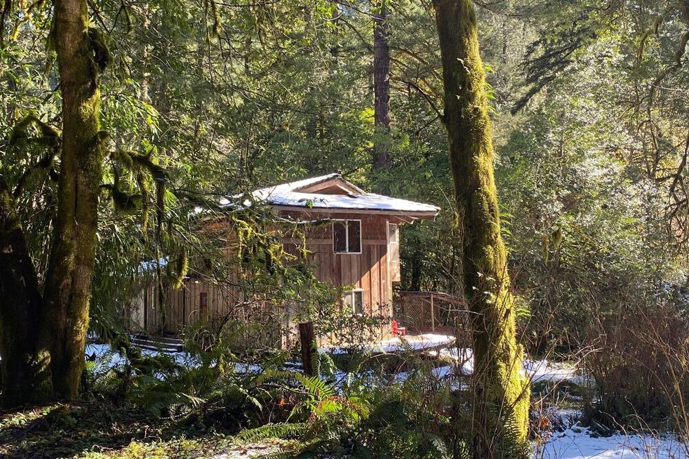 Photo of Outdoor in Coos Bay