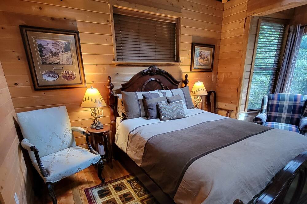 Photo of Bedroom in Coos Bay