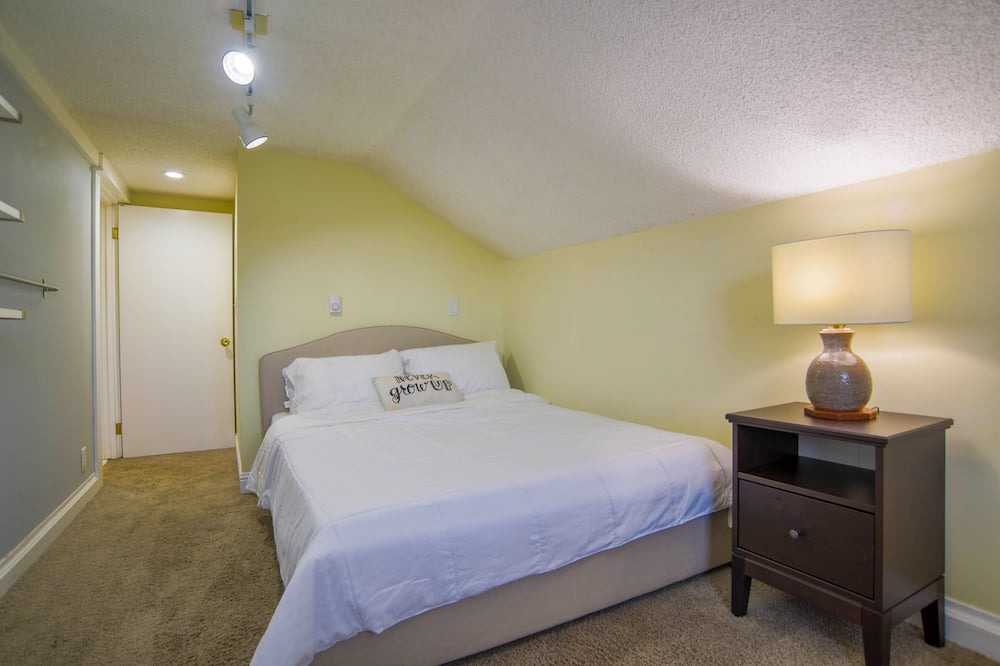 Photo of Bedroom in Vernon