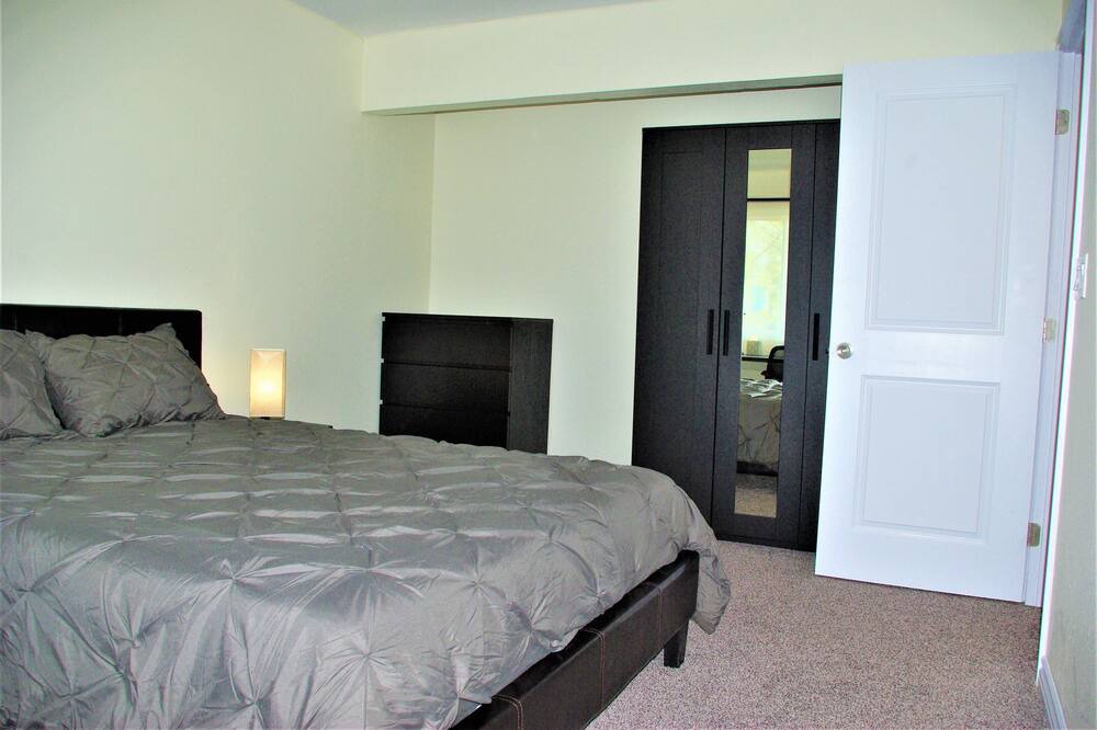 Photo of Bedroom in Swan Canyon